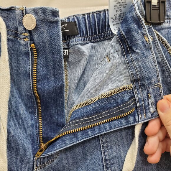 Judy Blue Clearwater Jogger Women's Medium Wash High Rise‎ Stretch Jeans 13/31 - Picture 4 of 9